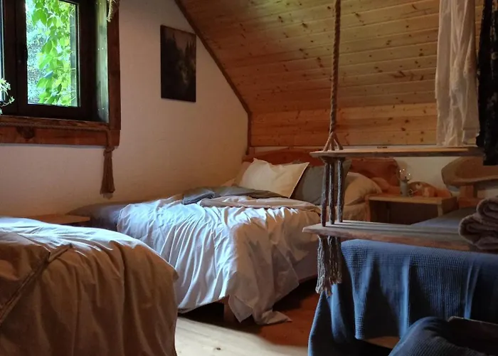 Апартаменты Przyjacielowka Miejsce Ciszy Czarna Gora Sienna Janowa Gora Строне-Слёнске