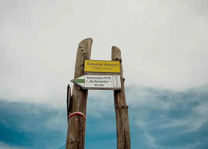 Przyjacielowka Miejsce Ciszy Czarna Gora Sienna Janowa Gora Строне-Слёнске